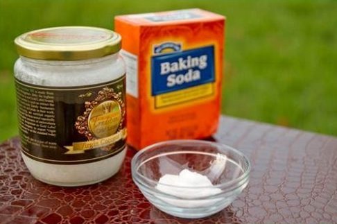 Kết hợp dầu dừa với baking soda