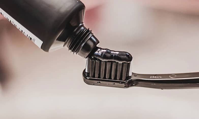 Sai lầm khi vệ sinh răng miệng khiến răng bị sâu