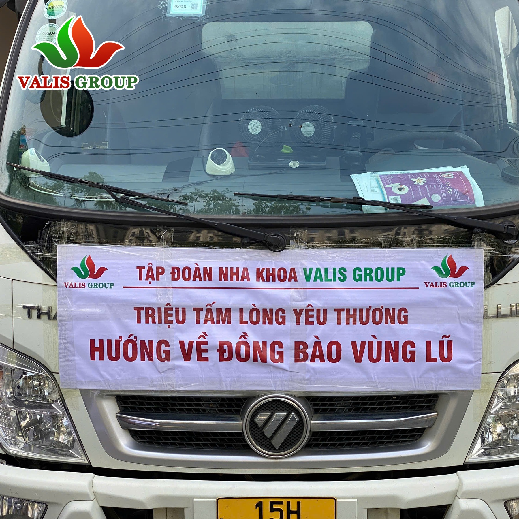 Hoạt động thiện nguyên hướng tới các đồng bào trong lúc có bão lũ