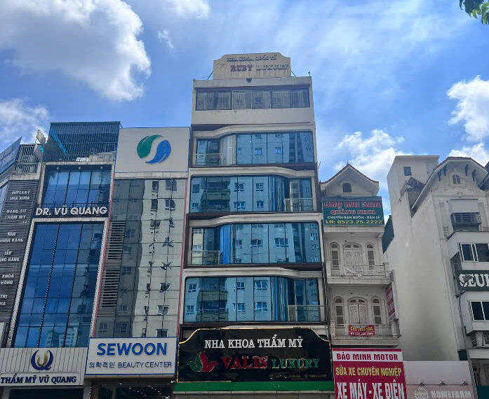 VALIS LUXURY DENTAL – NGUYEN CHANH BRANCH, CAU GIAY, HANOI